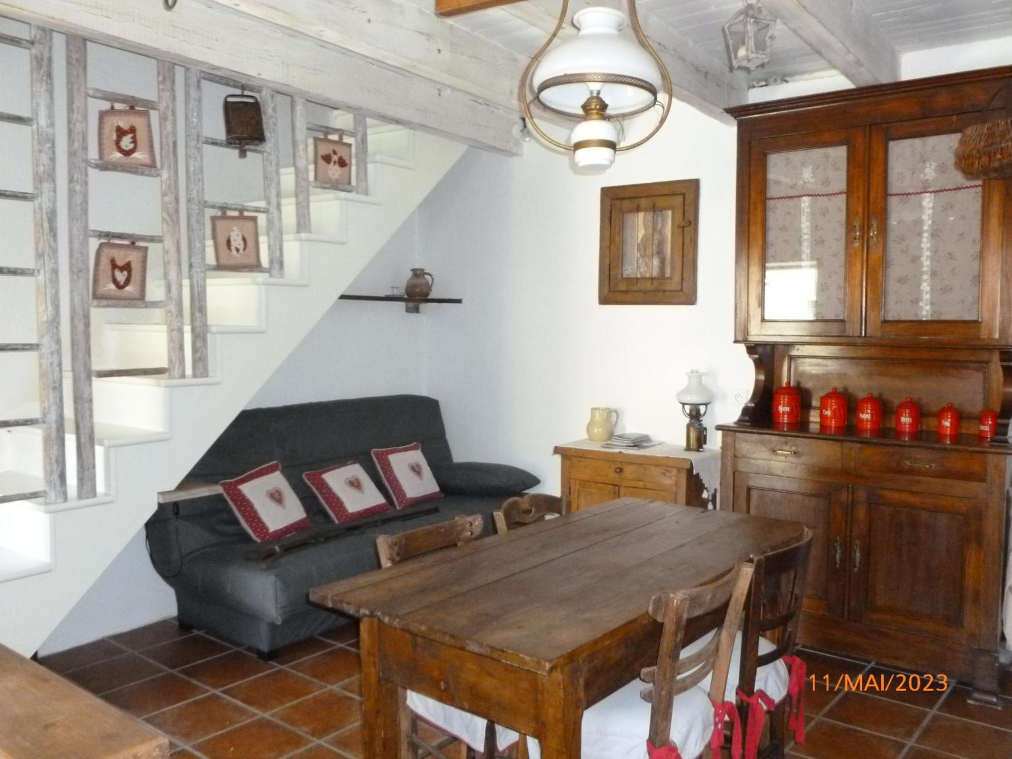 Maison De Village Saint-Paul-des-Fonts Exteriér fotografie