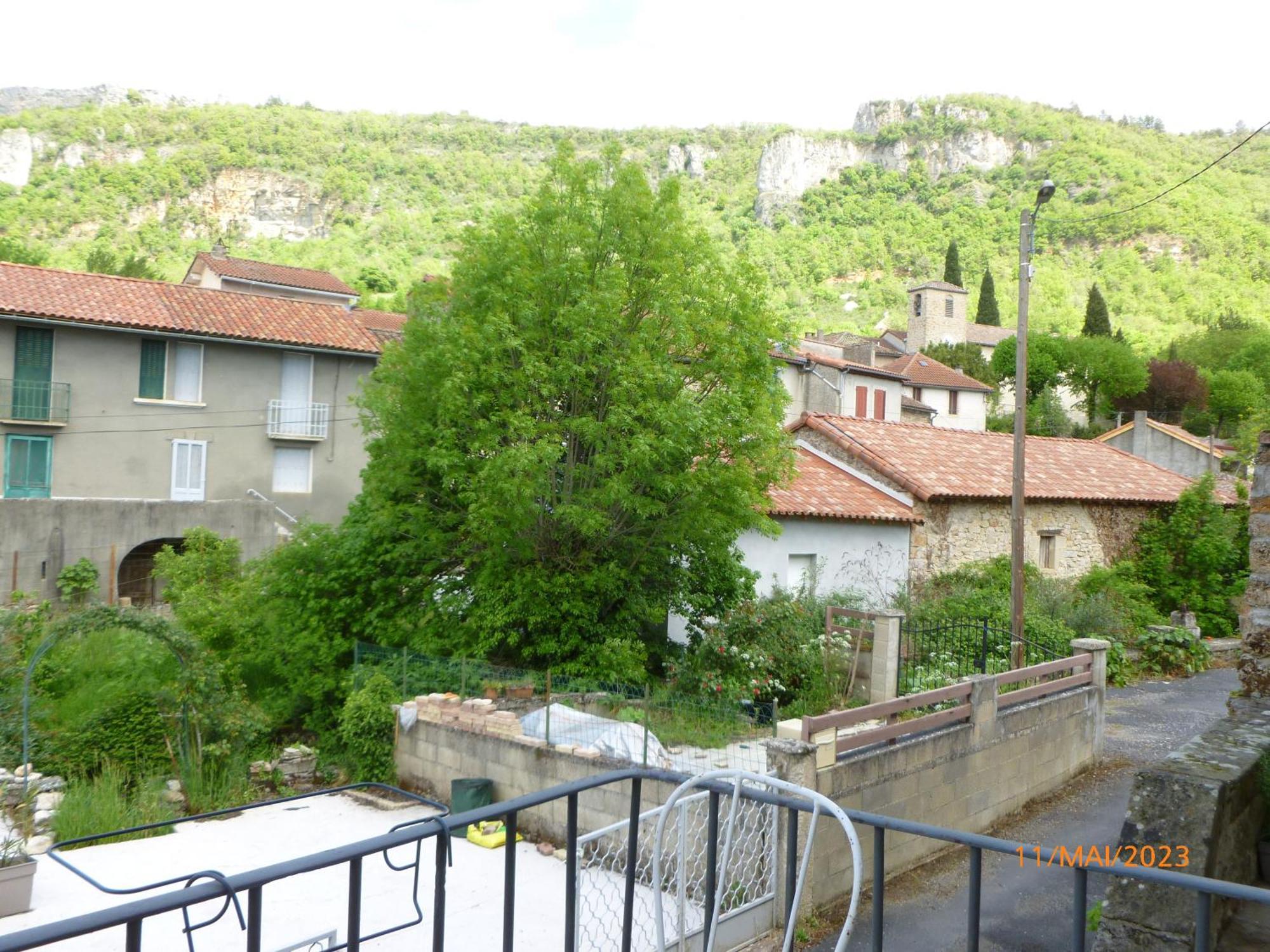 Maison De Village Saint-Paul-des-Fonts Exteriér fotografie